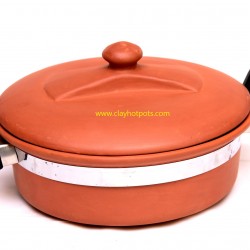 Clay Casserole - with handle